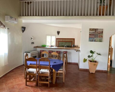 Villa avec psicine à Ndangane